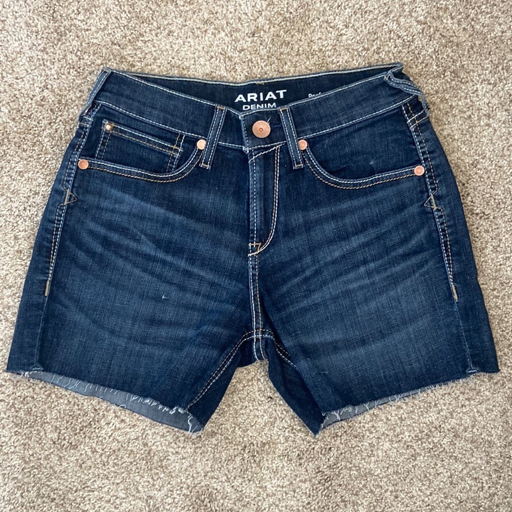 Ariat perfect rise shorts